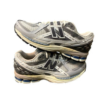 Carica l'immagine nel visualizzatore di Gallery, New Balance 1906