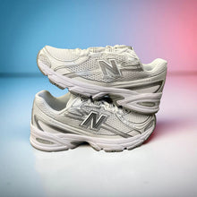 Carica l'immagine nel visualizzatore di Gallery, New Balance 740