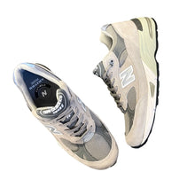 Carica l&#39;immagine nel visualizzatore di Gallery, New Balance 991
