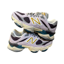 Carica l&#39;immagine nel visualizzatore di Gallery, New Balance 9060
