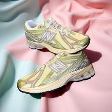 Carica l&#39;immagine nel visualizzatore di Gallery, New Balance 1906
