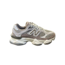 Carica l&#39;immagine nel visualizzatore di Gallery, New Balance 9060

