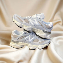 Carica l'immagine nel visualizzatore di Gallery, New Balance 9060
