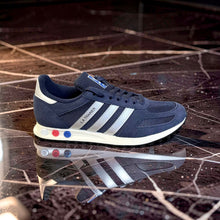 Carica l'immagine nel visualizzatore di Gallery, La Trainer Og Adidas
