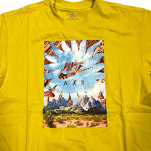 Carica l&#39;immagine nel visualizzatore di Gallery, Nike t shirt
