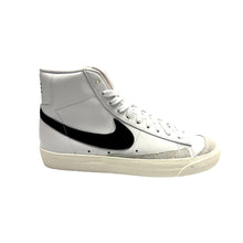 Carica l&#39;immagine nel visualizzatore di Gallery, Nike W Blazer Mid&#39;77
