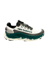 Carica l&#39;immagine nel visualizzatore di Gallery, New Balance Fresh Foam X Trail v3
