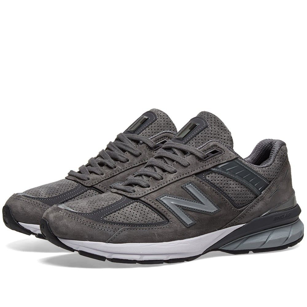 New Balance M990SG5