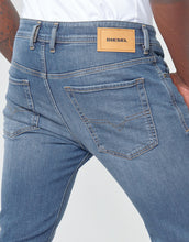 Carica l&#39;immagine nel visualizzatore di Gallery, Diesel Jeans Sleenker
